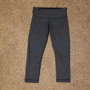 Lululemon Cropped Leggings, Houndstooth, Size 4